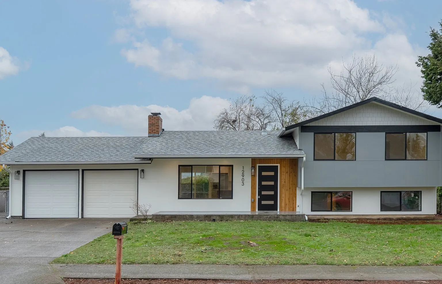 12903 NE Stanton Street, Portland, OR