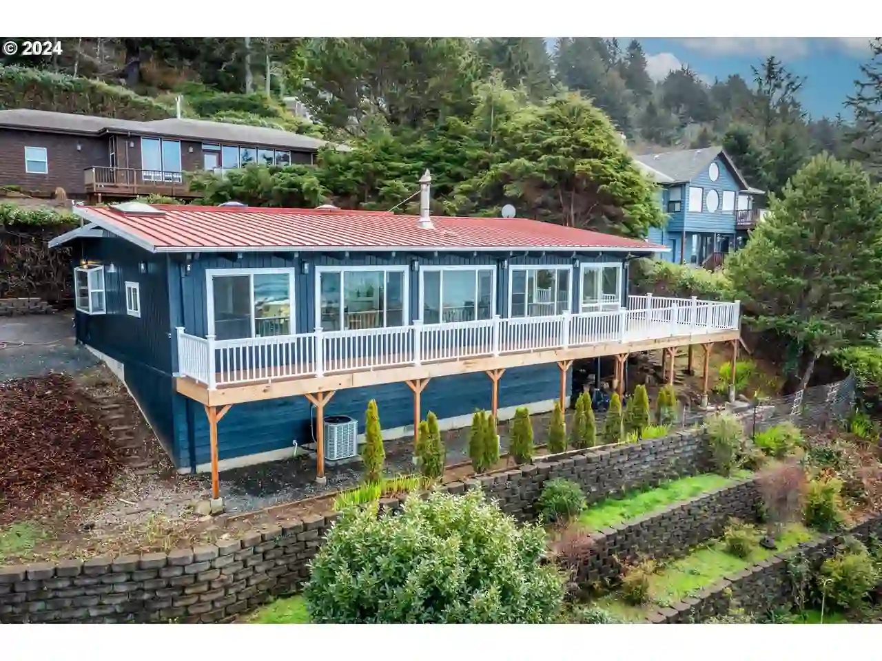 192 Reeves Circle, Yachats, OR
